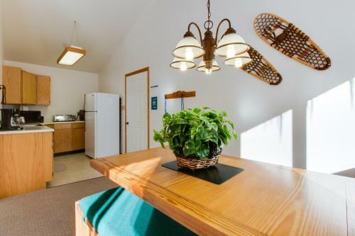 The Cabins At Filoha Meadows