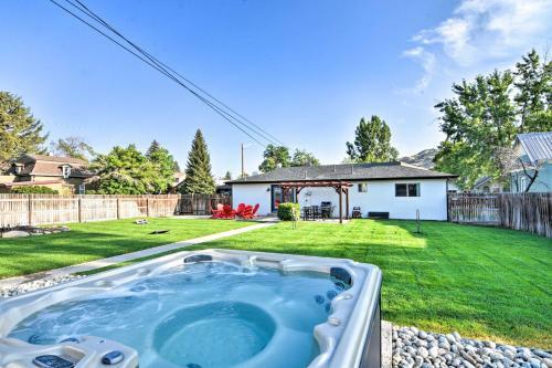 Salida Escape With Hot Tub - 2 Blocks To River!