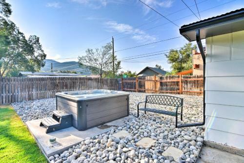 Salida Escape With Hot Tub - 2 Blocks To River!