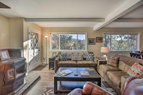 Mountain Haven With Deck And Pikes Peak Views!