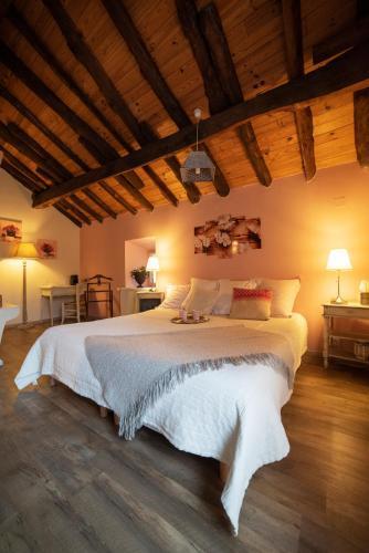 Hostal Chambres D'h�tes Les Ch�taigniers De Florac