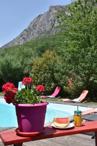 Hostal Chambres D'h�tes Les Ch�taigniers De Florac