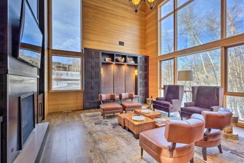 Luxurious Silverthorne Home With Patio Ski On-site!