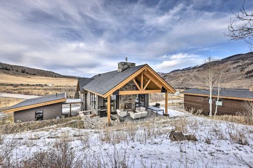 Luxurious Silverthorne Home With Patio Ski On-site!