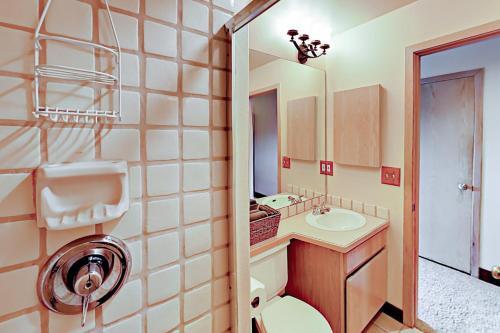 Watch Hill Condos Unit 614