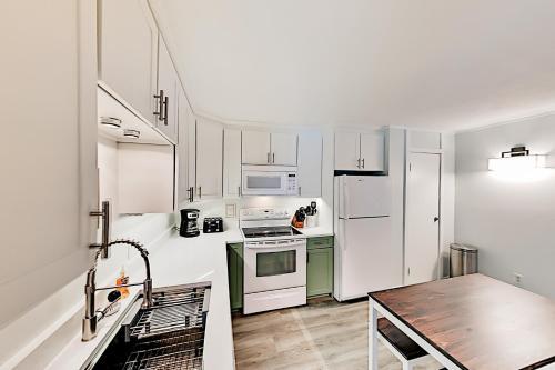 Treehouse Condos