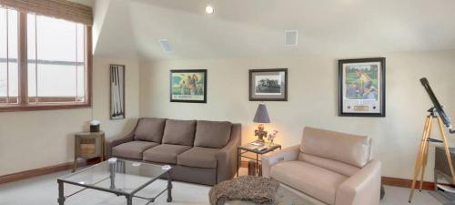 Pine Meadows 134 By Exceptional Stays