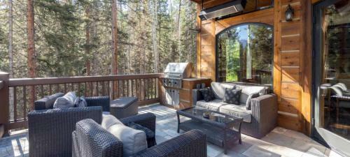 Ice Castle By Exceptional Stays