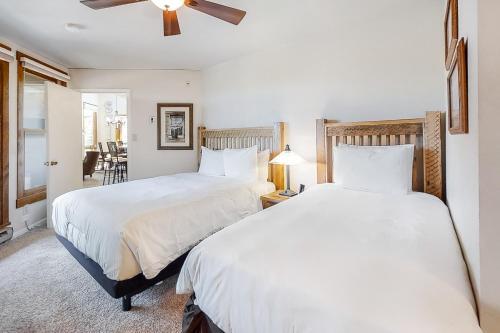 Lodge At Steamboat E305