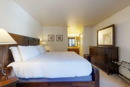 Lodge At Steamboat B303