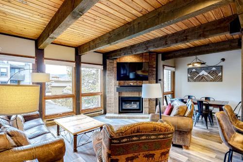 Lodge At Steamboat C102
