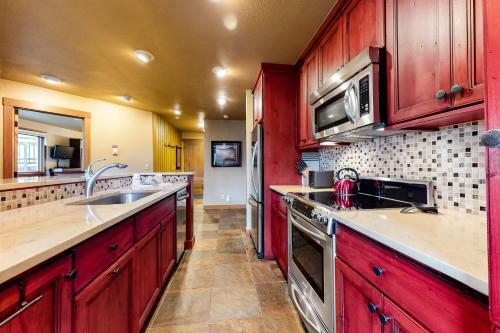 Lodge At Steamboat D104
