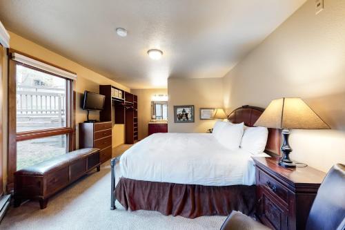 Lodge At Steamboat D104