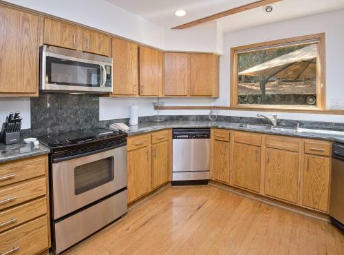 Vail Golfcourse Townhome #39 Townhouse