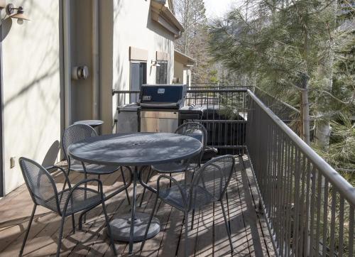Vail Point 7 Townhouse