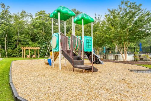 Bishops Landing --- 31502 Rockwood