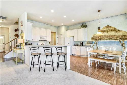 South Hampton -- 38239 Bridgehampton