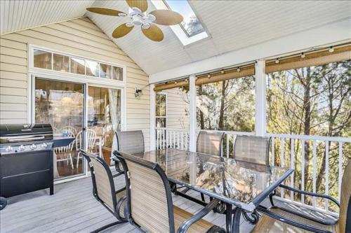 South Hampton -- 38239 Bridgehampton
