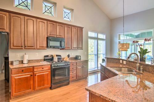 Stunning Home With Sunroom Near Bethany Beach