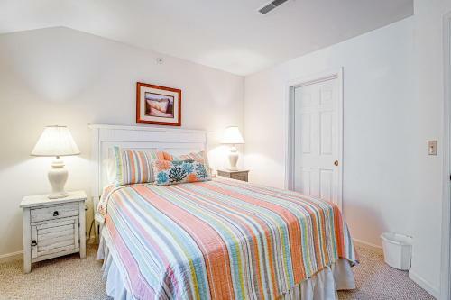 Bethany Bay --- 605 Crowley