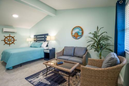 Hotel Salt Air Inn & Suites