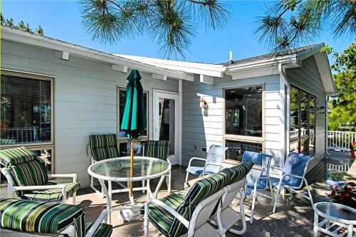 Ocean Village -- 39672 Skimmer