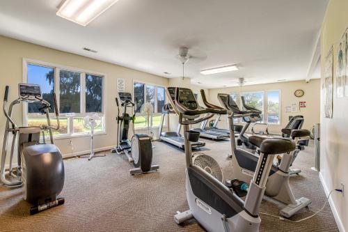 Salt Pond --- 408 Canal Way W