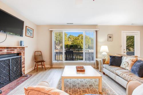 Bayberry Woods --- 744 Bayberry Circle
