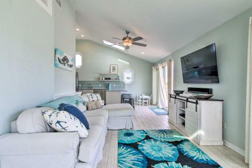 South Bethany Home - 2 Min Walk To Private Beach!
