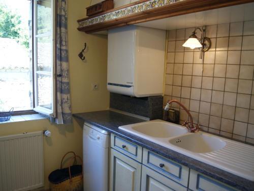 Holiday Home La Maison Du Brun Besignan