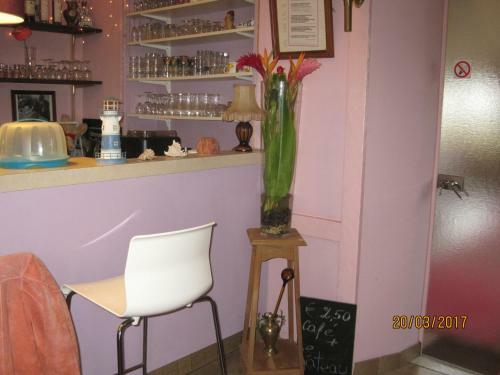 Hostal Hotel Le Commerce