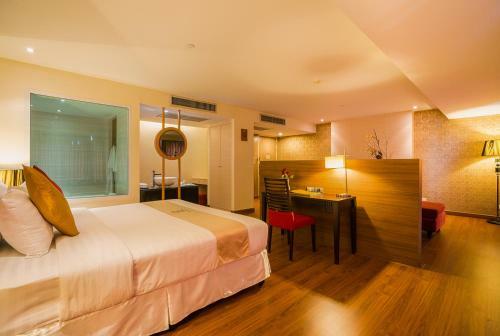 Grand Lord (boutique) Hotel