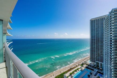 Apartamento Hyde Beach Luxury Condo-resort Apts