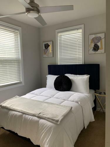 Spacious House Sleeps 5