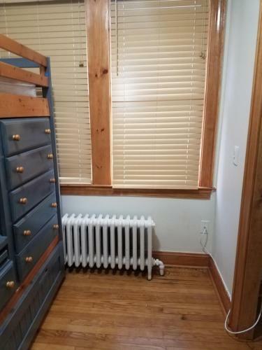 4br 2 Full Bath Sleeps 10 Large Yard 2 Cars