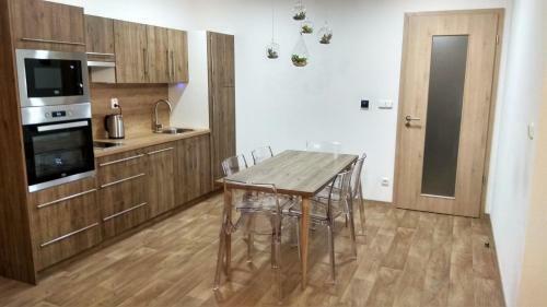 Nov� Apartm�n ?�?ky