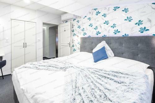 Hostal Villa May Way