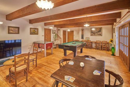 Chalupa B�l� Dv?r - 15 Beds
