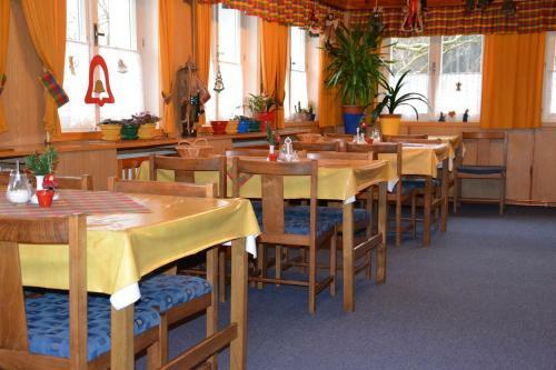 Hostal Pension Enzi�n