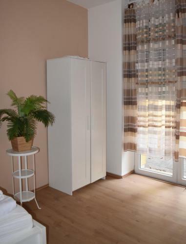 Apartamento Appartments Heerstra�e D�sseldorf