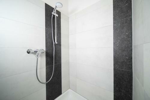 Apartment - Gut Angeschlossen - Henkel - Messe