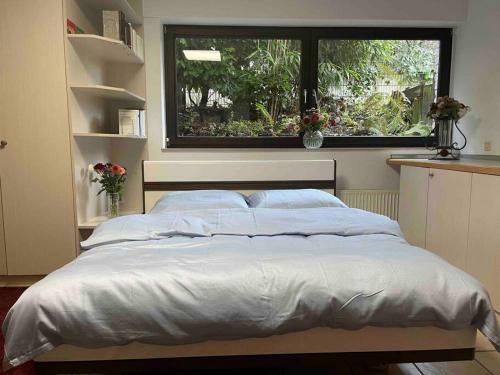 Apartamento Sch�ne Ruhige Wohnung (42qm) In Messen�he!