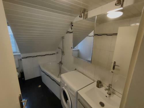 Apartamento Ruhige Stadtwohnung In D�sseldorf