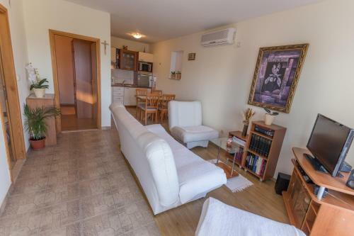 Villa Holiday Home Leko