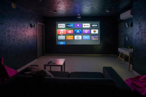 Villa Gust With Heated Pool, Jacuzzi, Sauna And Cinema