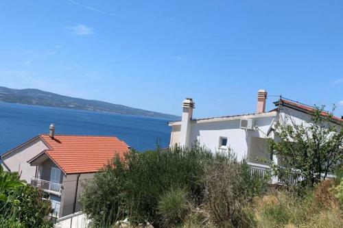 Apartment 5 With Pool And Amazing Sea View