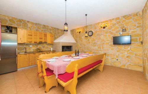 Villa Holiday Home Lucija ,trogir - Ka?tel Stari