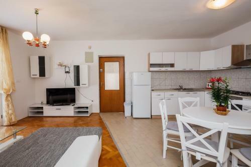 Apartments Rudine