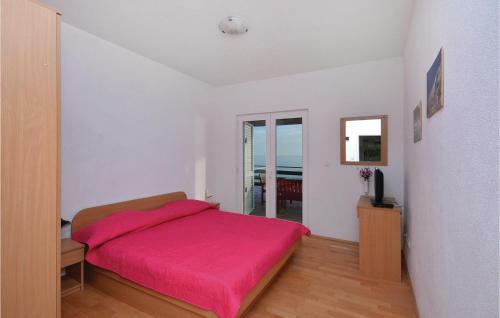 Apartment Milna With Sea View III