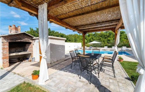 Holiday Home Policnik II